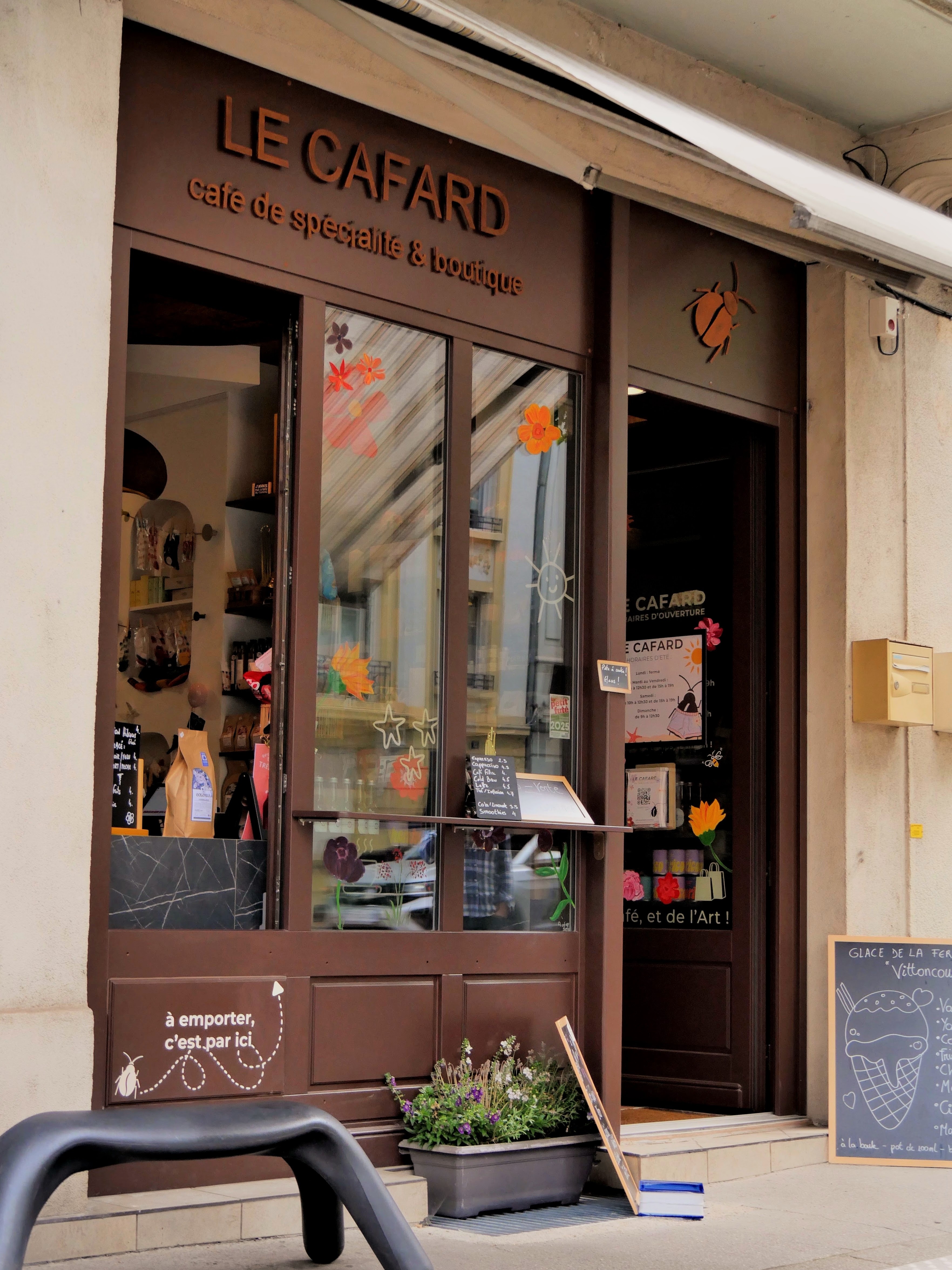 Accueil Le Cafard